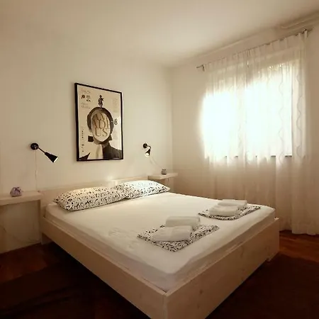 Apartmán Draga 17 *
