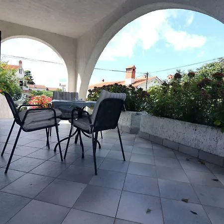Apartment Draga 17 Njivice