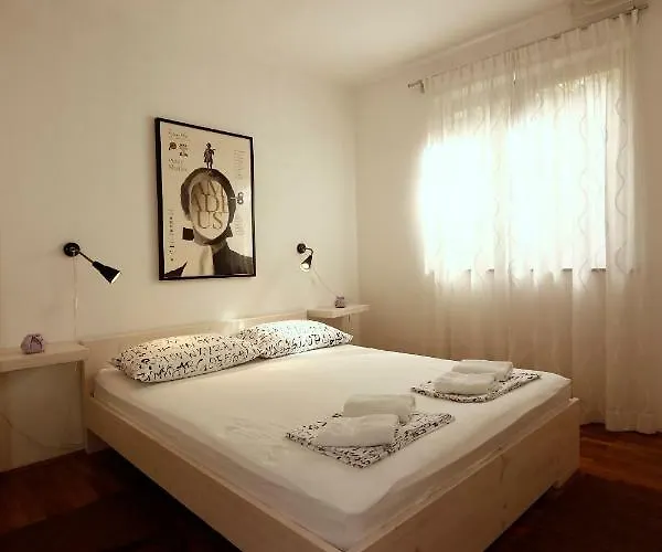Apartament Draga 17 *