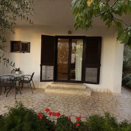 Draga 17 Apartman Njivice